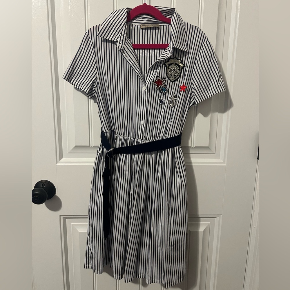 Girls short-sleeves Ermanno Scervino Junior dress. Size 10. Like new condition!